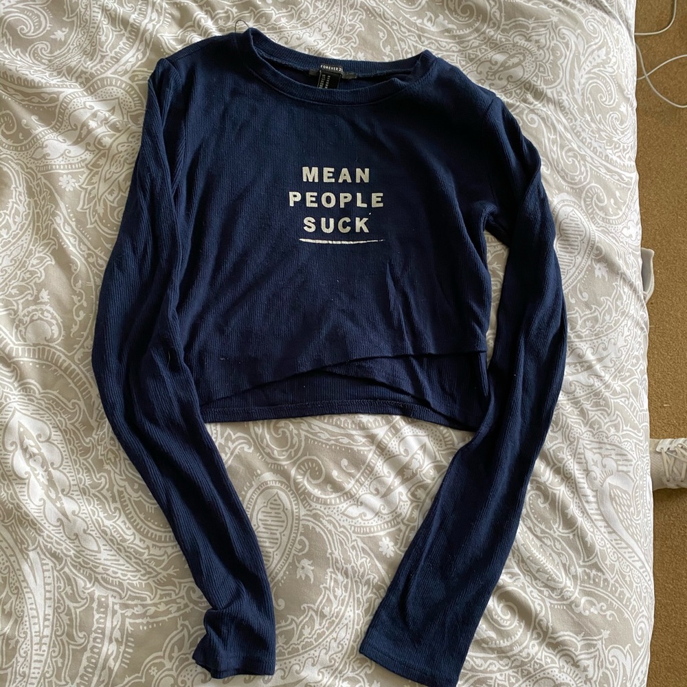 Long sleeve crop top